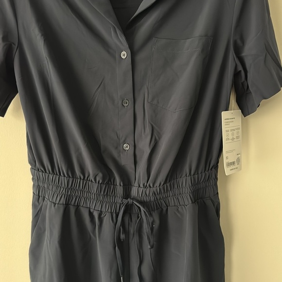 Athleta Navy Avenue Romper, Size Small, 4/6 - Picture 4 of 8